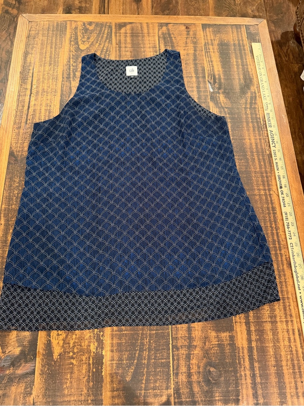 CAbi Navy Geometric Scallop-Print Sleeveless Tank